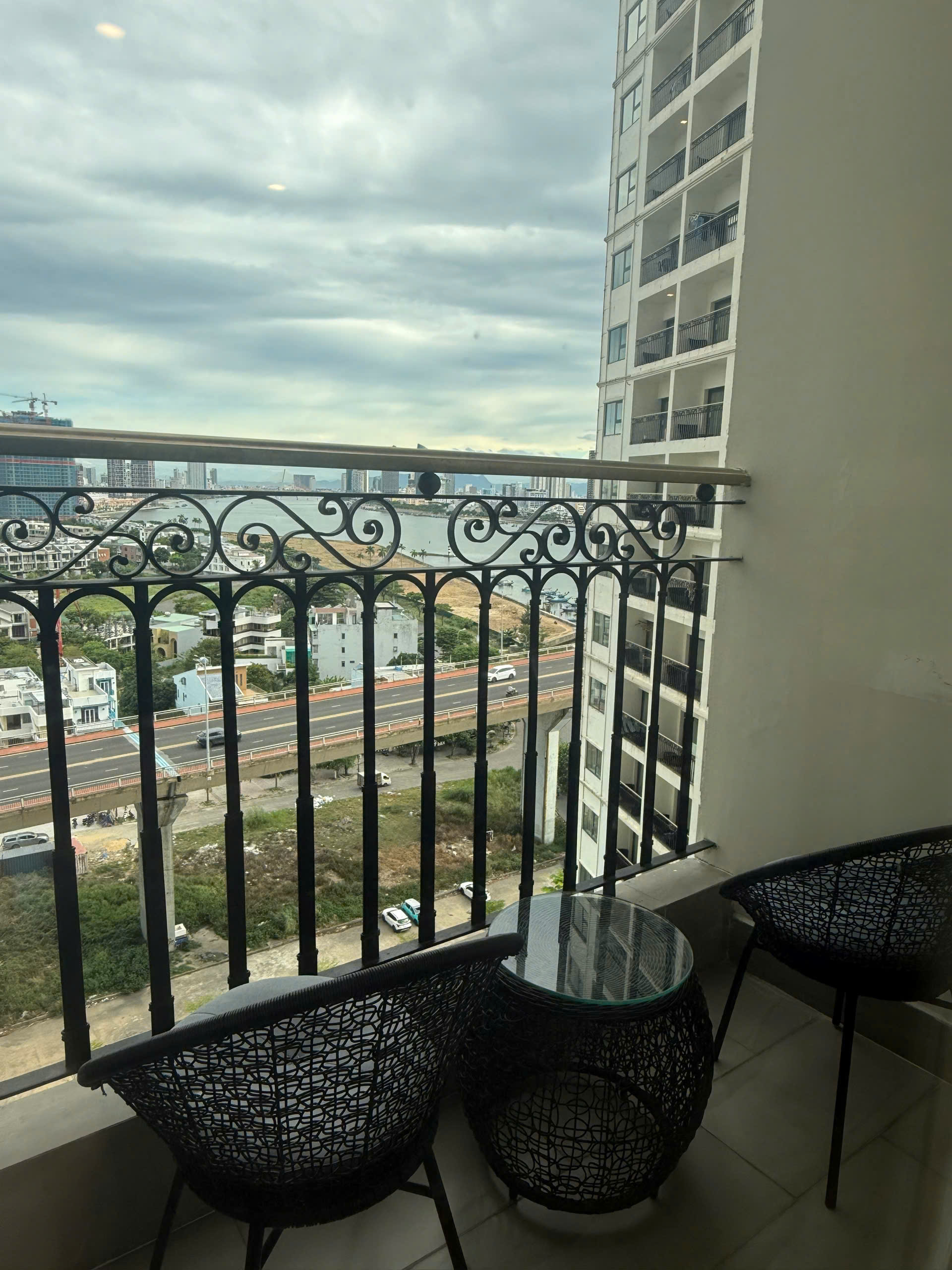 Wyndham Danang Golden Bay View Thành phố — ảnh thu nhỏ 4